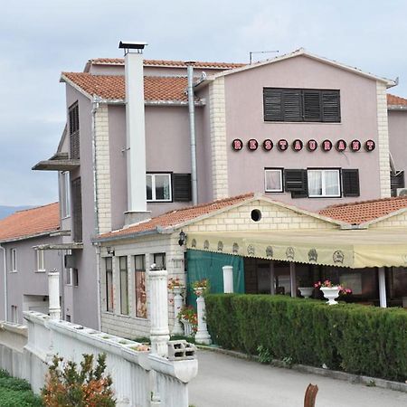 Restoran I Sobe Venezia Bed and Breakfast Hrvace Eksteriør billede