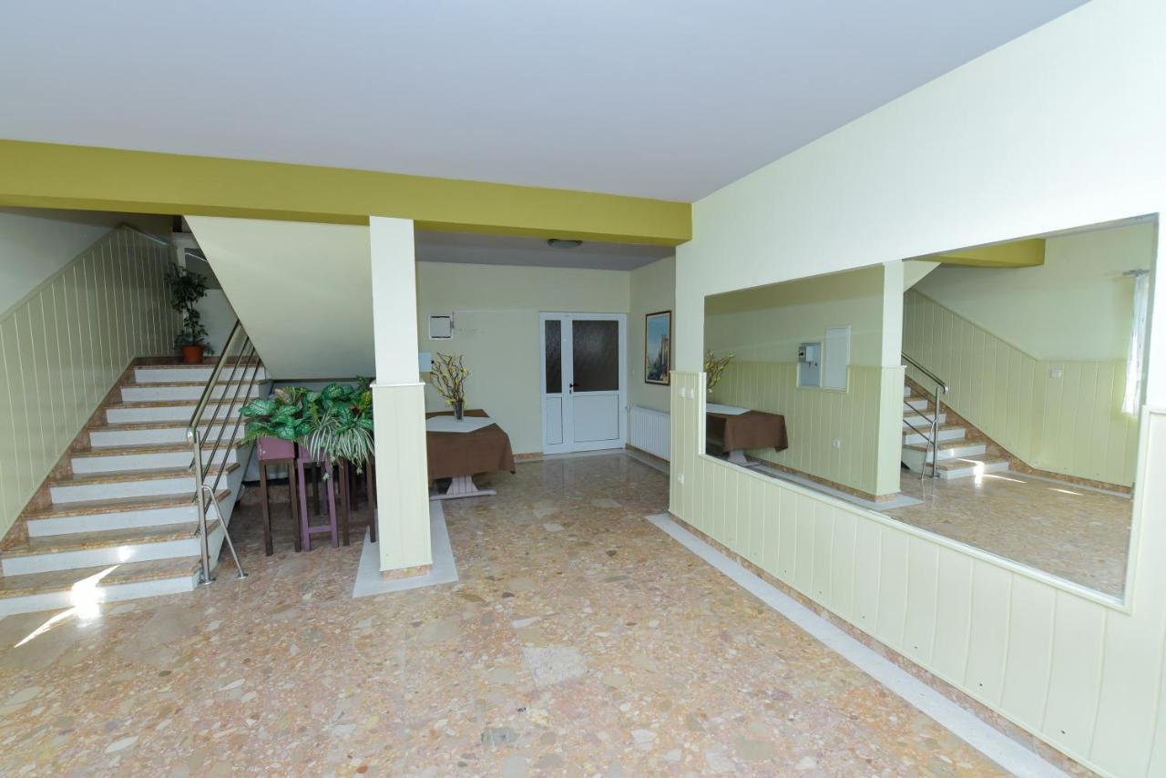 Restoran I Sobe Venezia Bed and Breakfast Hrvace Eksteriør billede