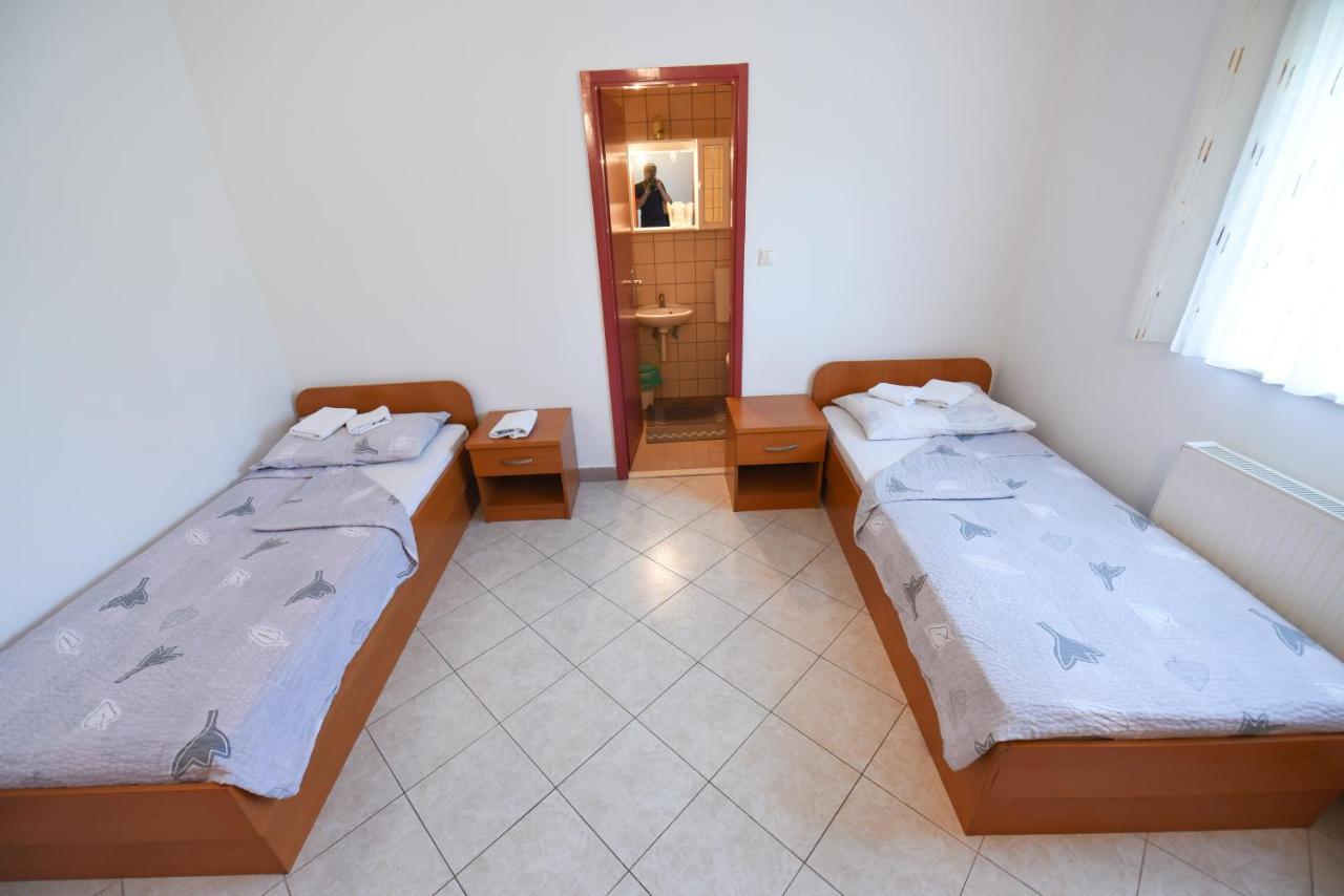 Restoran I Sobe Venezia Bed and Breakfast Hrvace Eksteriør billede